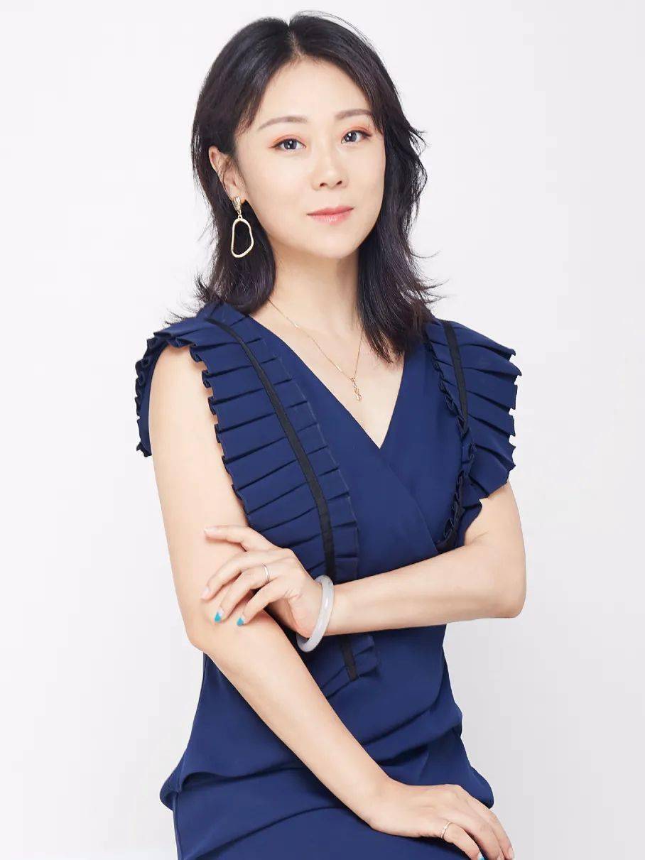 中华文化促进会主持人专业委员会委员,中央电视台第十七套农业频道 老