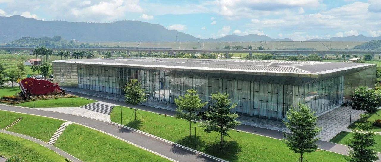 720度看深圳这个绿色城区有多美_新城公园