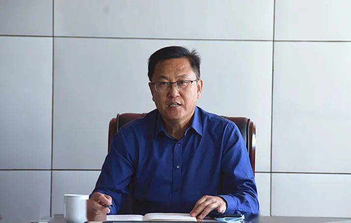 会上,公司农业发展部部长李智国宣读了《江川农场有限公司2021年秋收