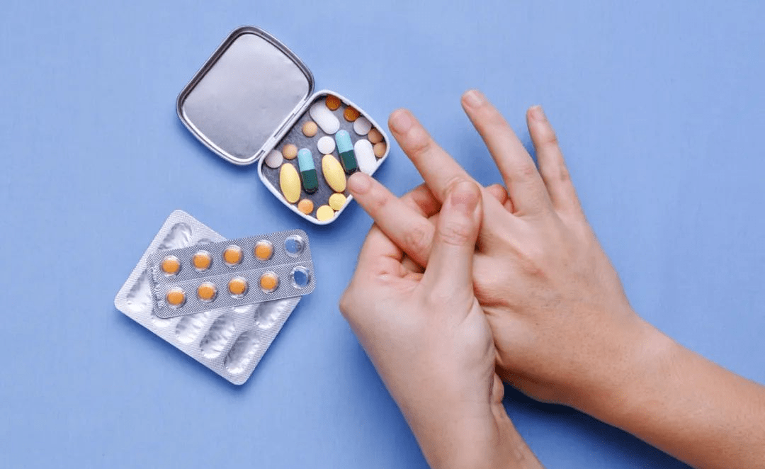 疱疹用什么药止疼好 ea224d4e8f63419ba1b1158cc31526bf.png