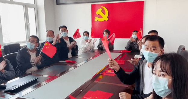 神舟十二成功返回！三位航天员胜利凯旋！