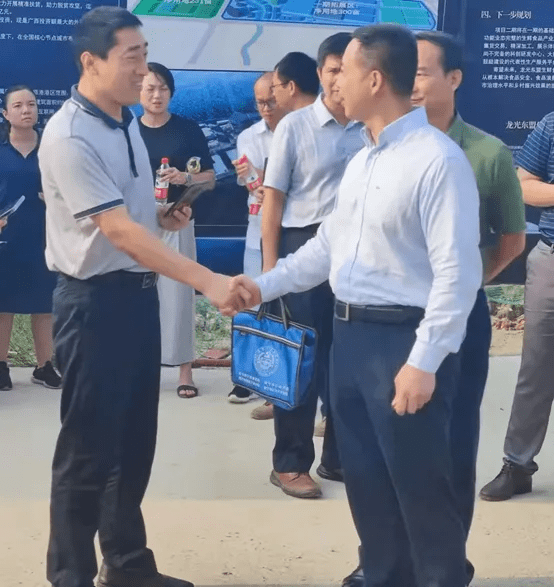 南宁市党组成员刘宗晓率队到龙光东盟生鲜食品智慧港调研