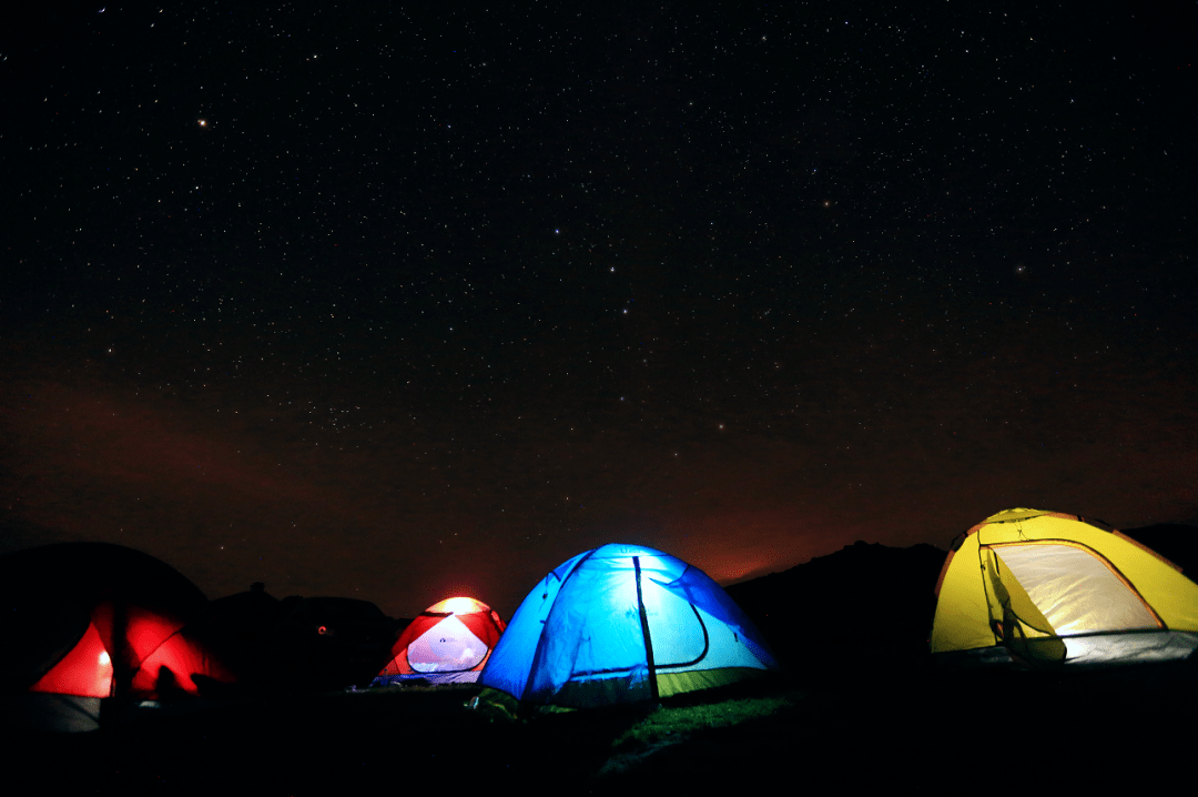 里耶八面山星空帐篷图片