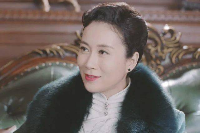 夏一瑶:因出演相爱十年成名,如今在《铁道风云》中让人认不出_潘桃