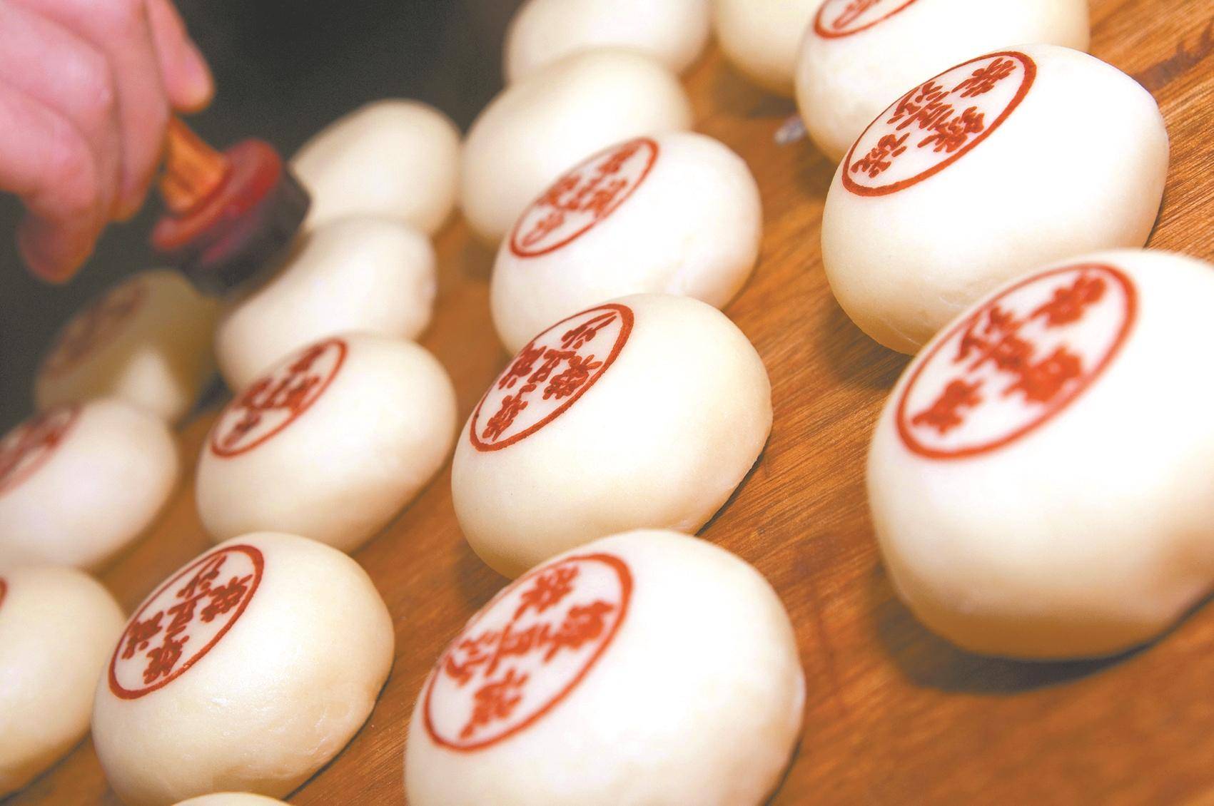 传统潮式月饼抢"新"上市 传递潮汕文化