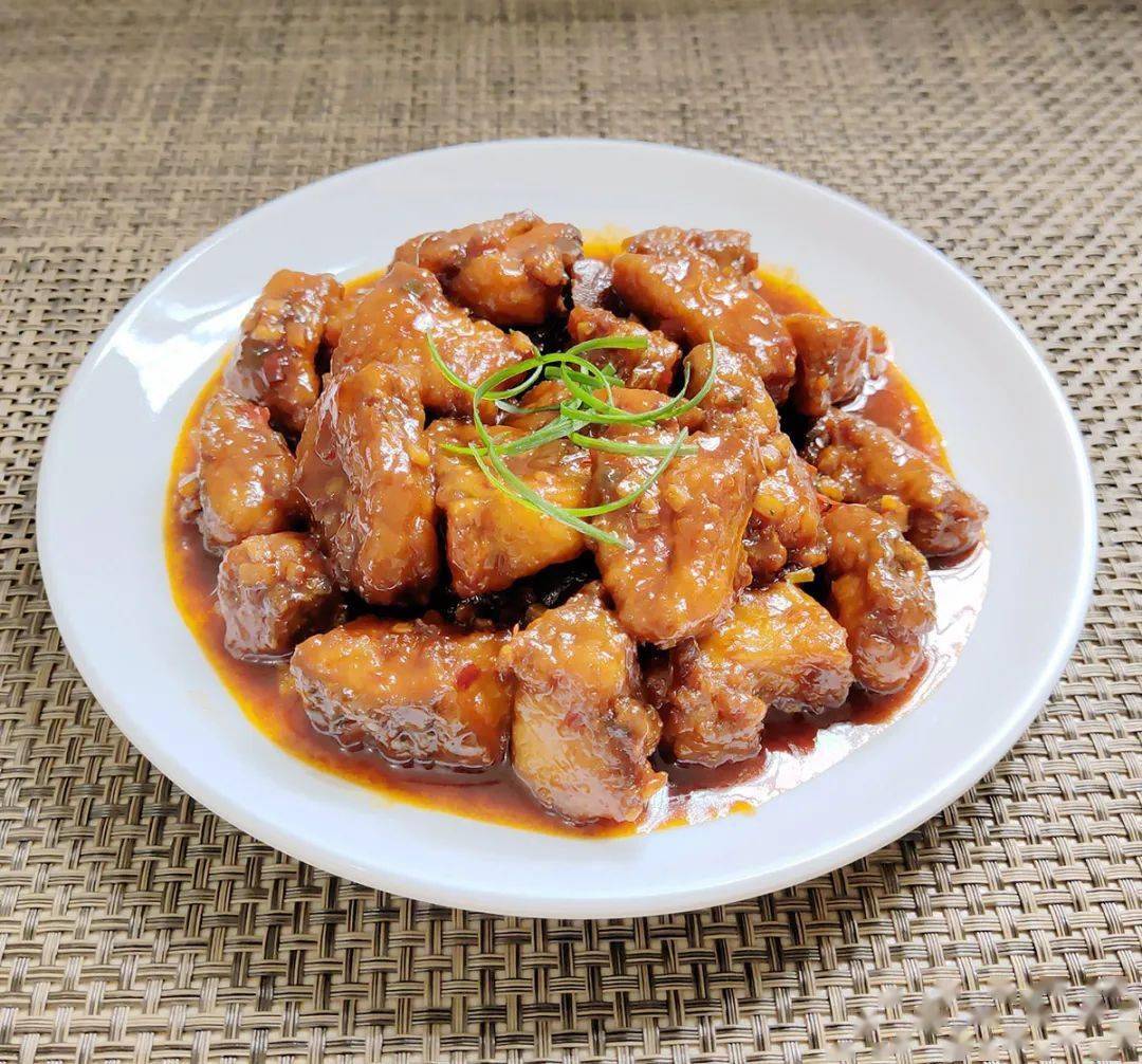 每天一道团圆菜 | 酱香红烧鱼块:酱香浓郁,配米饭真香!