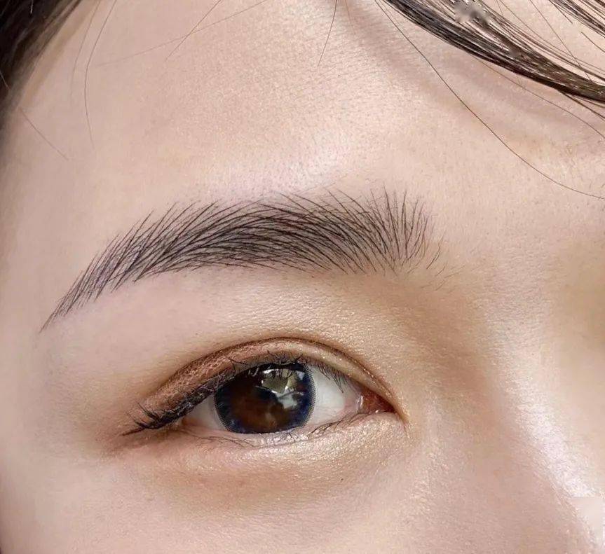 做毛眉这三个位置淡一些,层次感就出来了