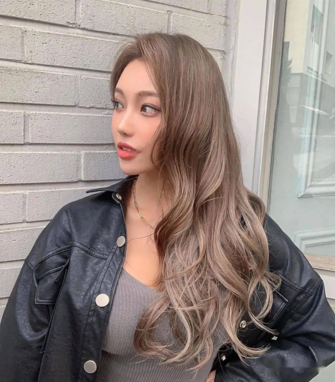 网红小姐姐都爱的大波浪卷巨好看