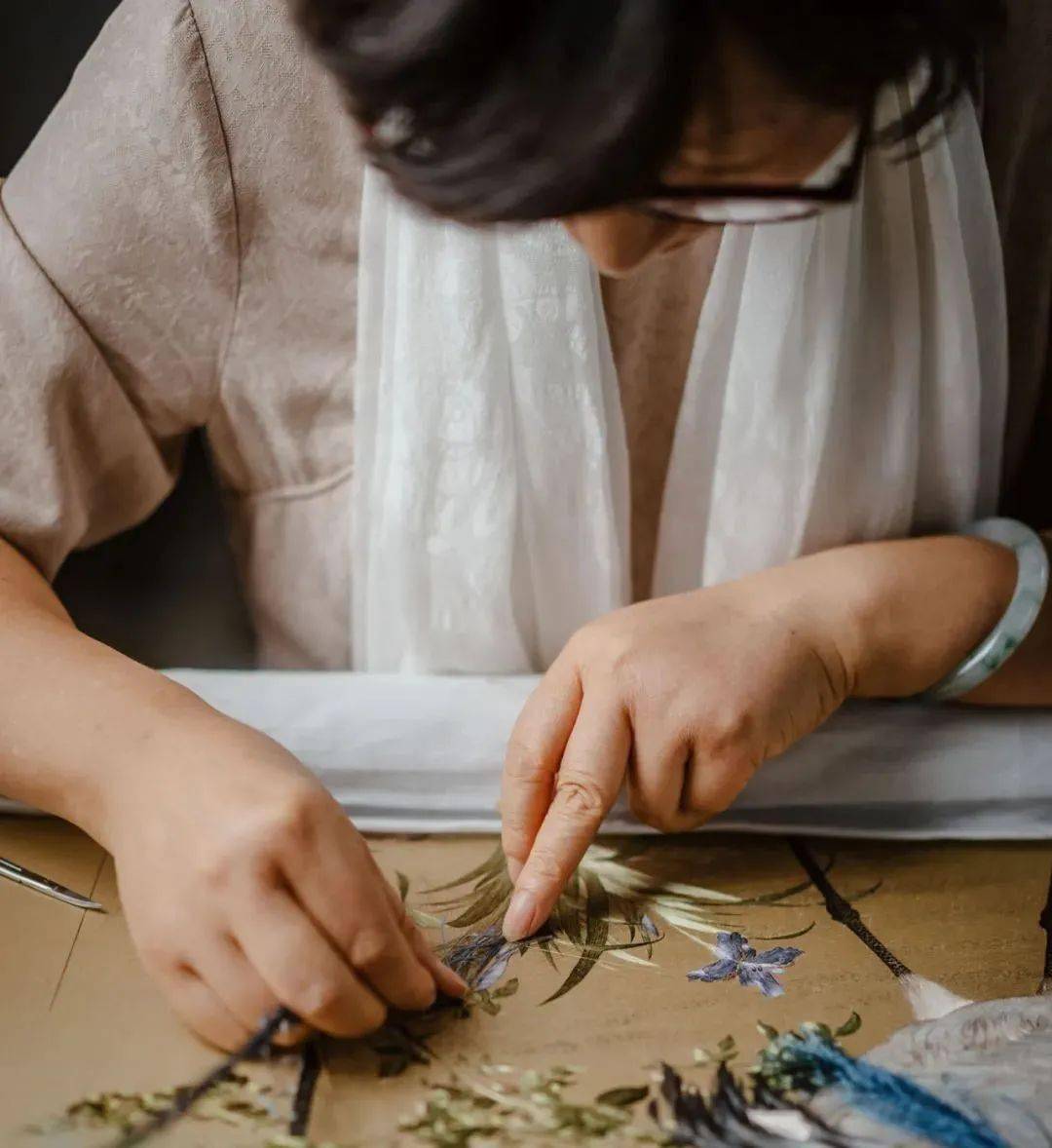 薛金娣,中国苏绣的大师级人物.