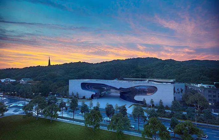 杭州蝴蝶剧场9月25日晚演出套票2张,价值560元