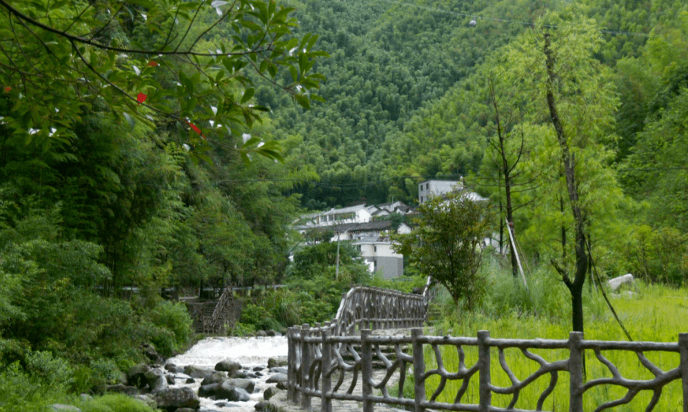 走乡村看小康丨龙游六春湖脚下的幸福生活