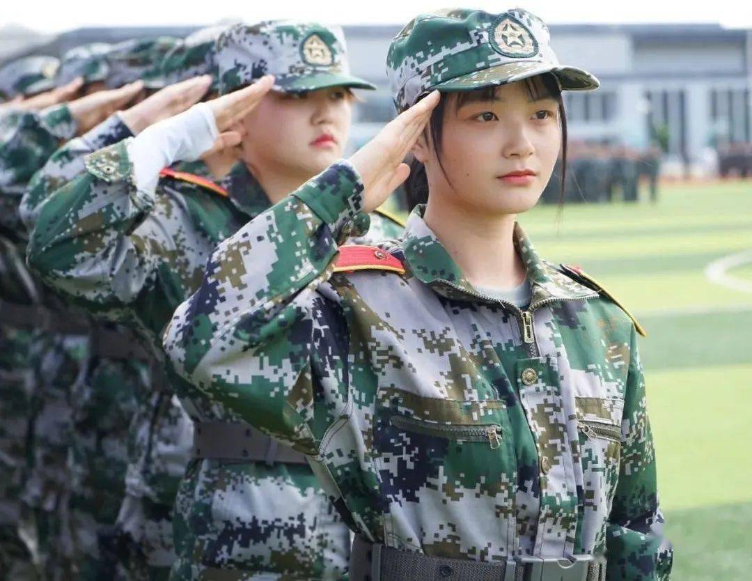 爆照又帅又飒川内28所高校军训现场照来了