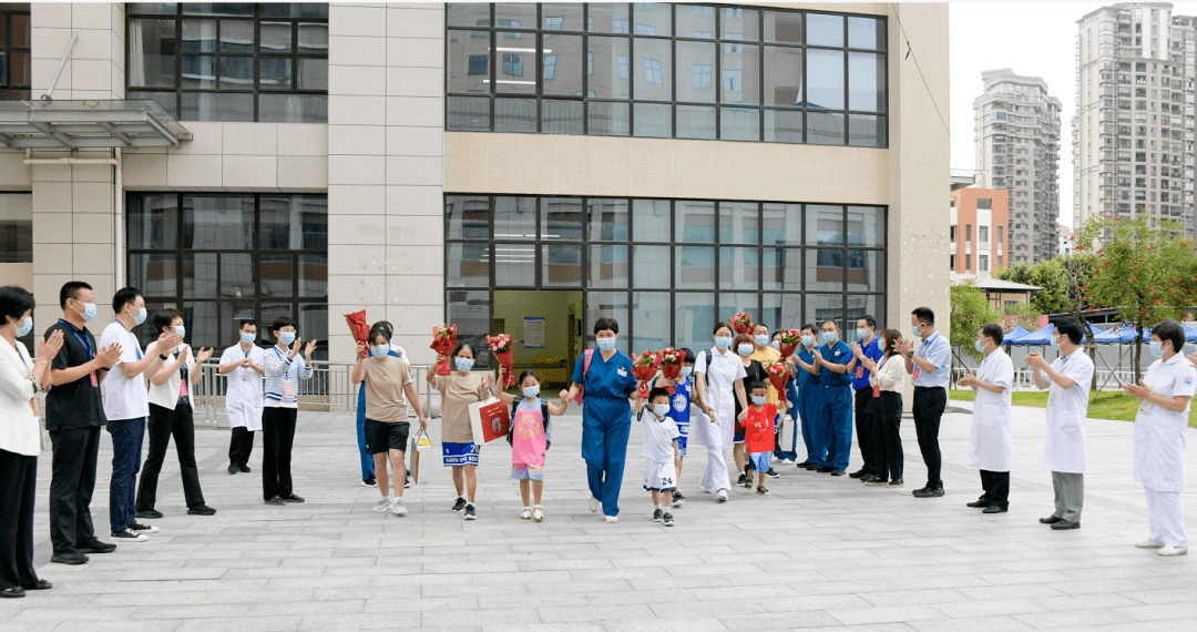 救治|莆田：首批8名本土新冠肺炎患者治愈出院