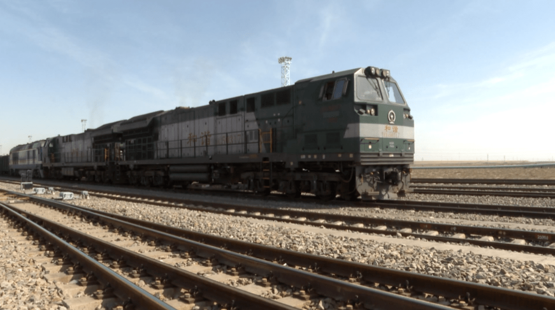 乌将铁路新增二线区段作用初显