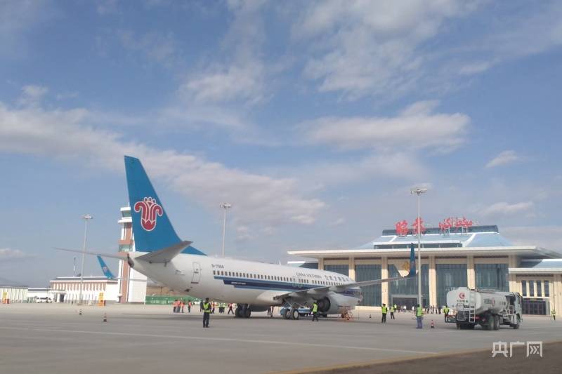 新疆昭苏天马机场试飞成功