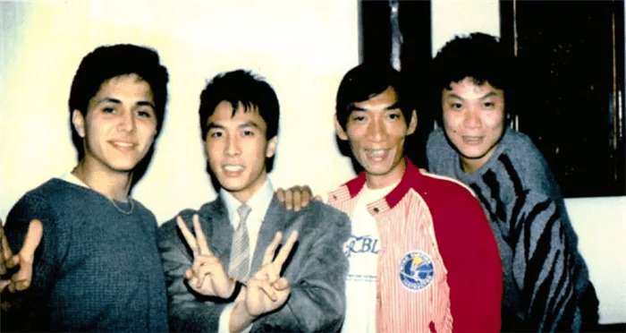 袁家班10位成员有人出家有人当道士还有人成为功夫巨星