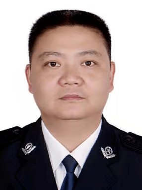 历任新余市人民检察院党组成员,副检察长,检察委员会委员,检察员,省