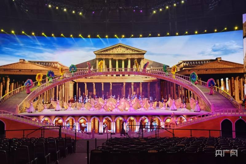 西安世博园《丝路驼铃》秀演出. 赵秀娟摄 央广网发