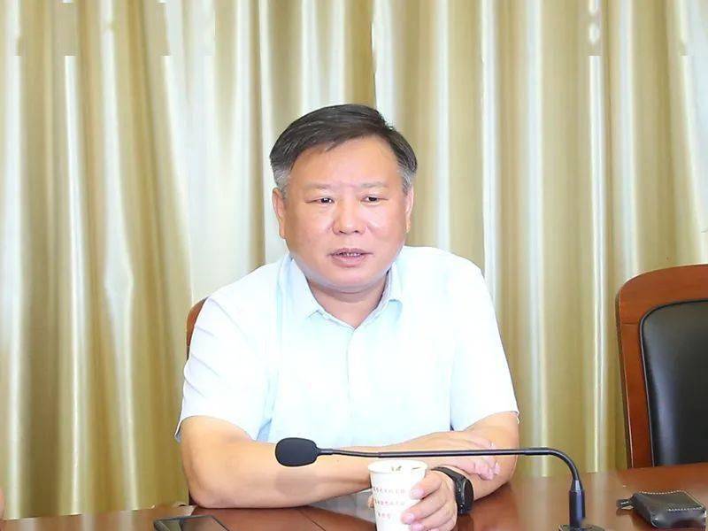 【今日头条】我镇召开工业园区提升改造交流座谈会_薛建国