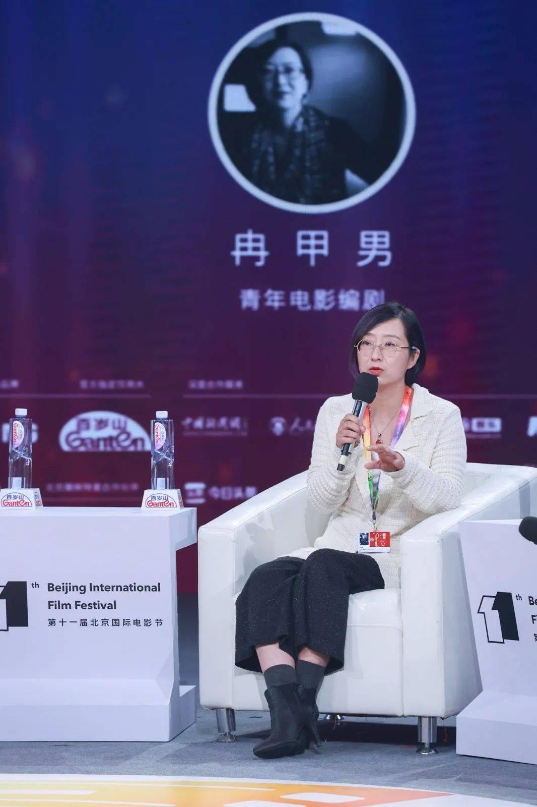 论坛|青年电影人论坛“工业意识与主流表达”顺利举办