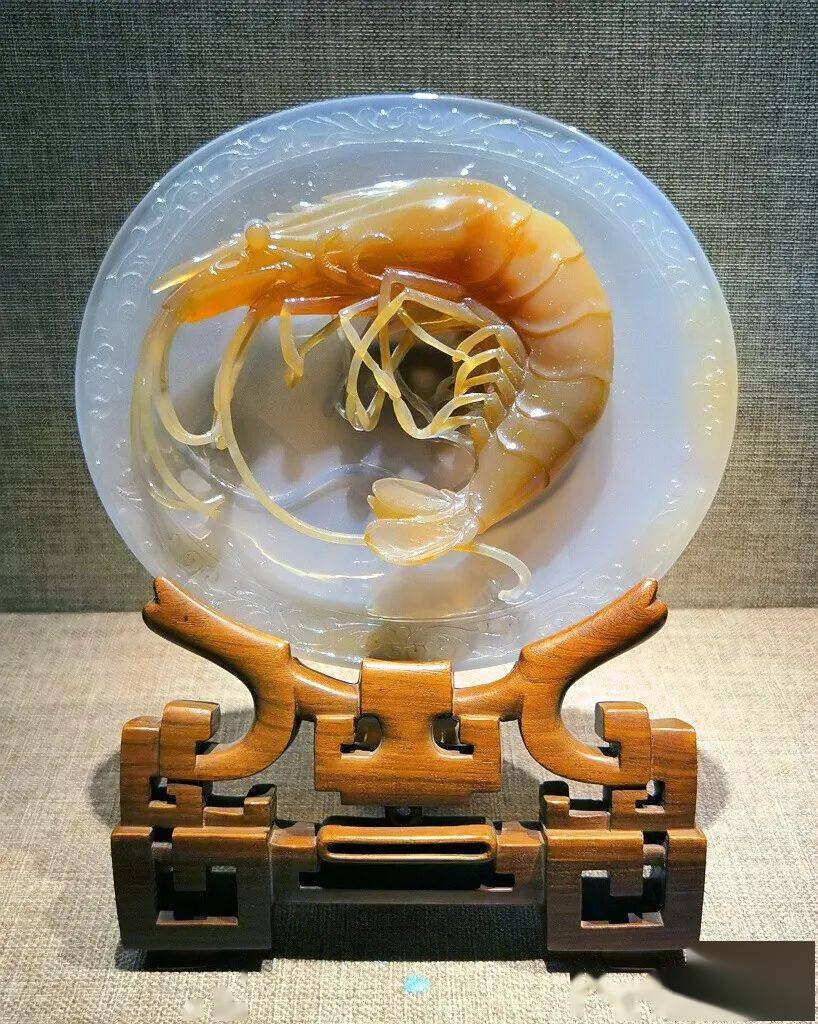 玛瑙雕虾盘图片