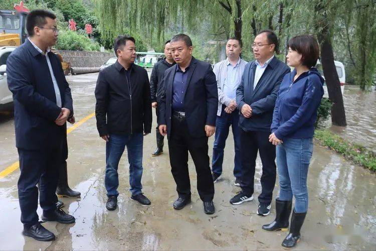 相关部门负责人深入北耽车乡,阳高乡等漳河沿岸地区检查指导防汛工作