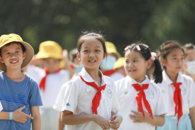 时段|热闹迎开学