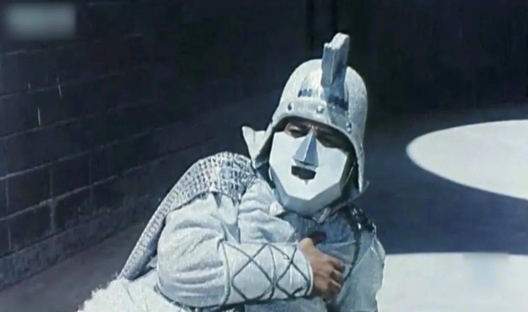 1994年,儿童奇幻电影《魔鬼发卡》正式上映.