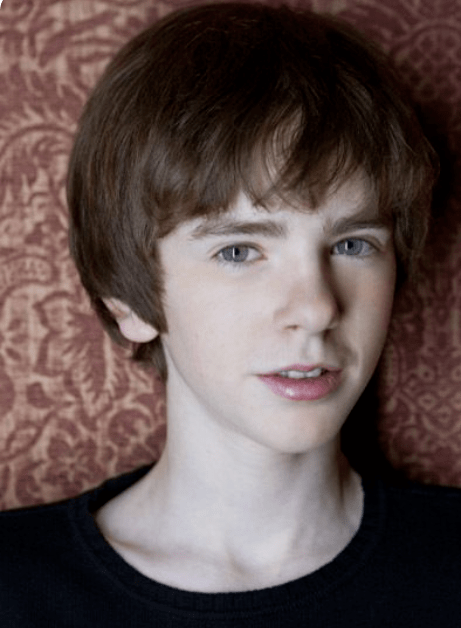 伦敦f4之一官宣结婚当年巧克力工厂里的小正太如今竟然这么帅