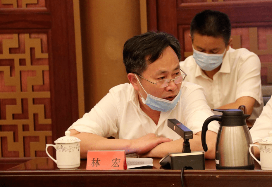 问林宏委员:据了解,目前仍有部分村庄还没有解决自来水入户管网接驳及