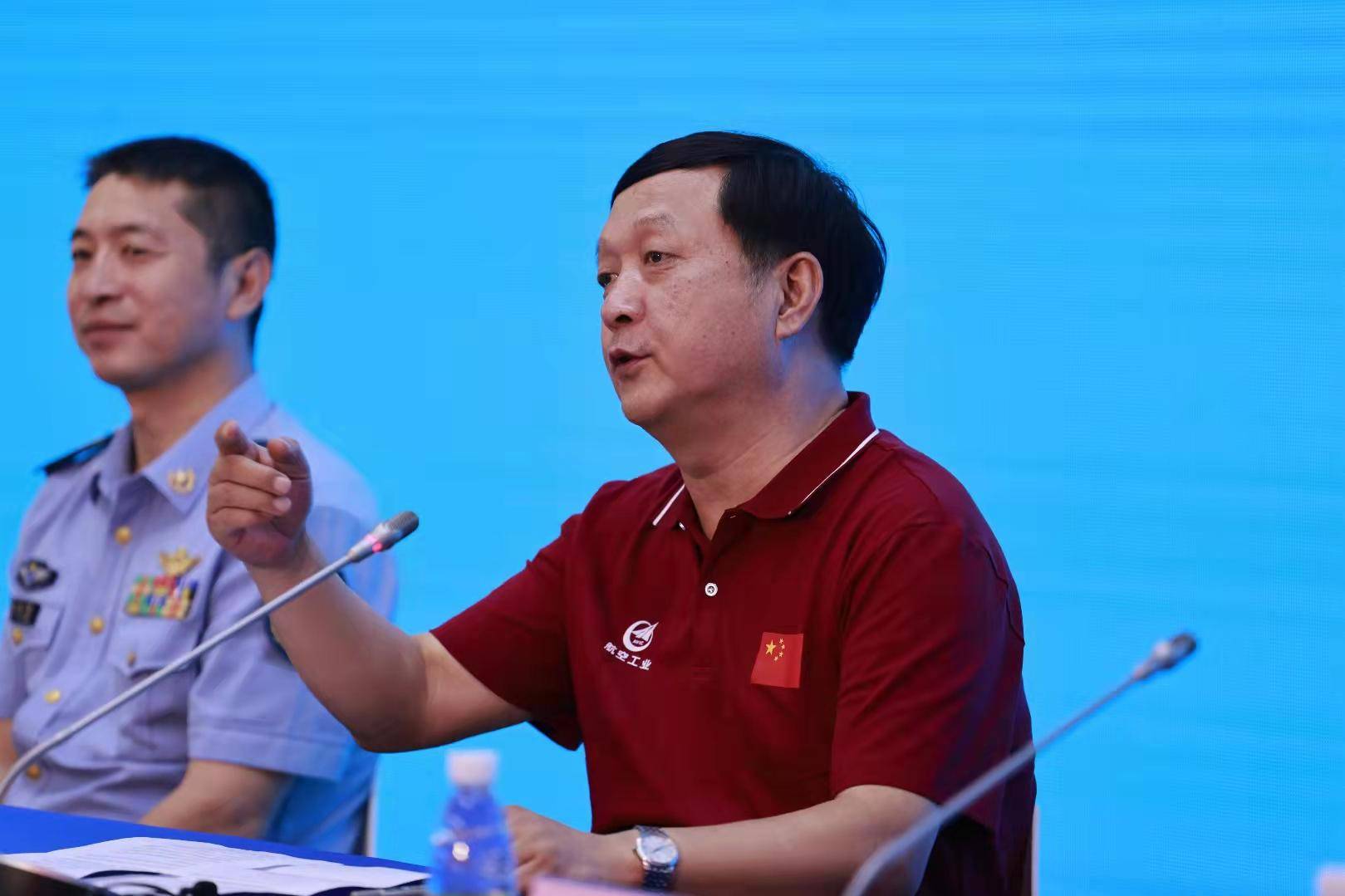 歼20换上中国心登场总师杨伟你们想的都能成现实