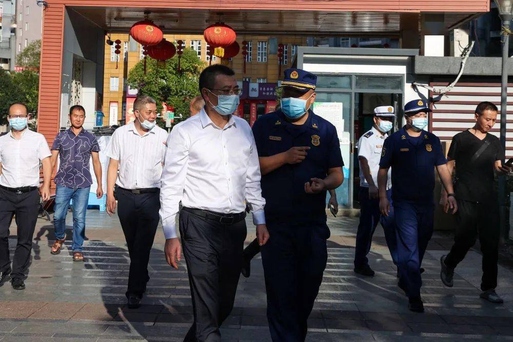 酉阳县县长杨通胜带队开展国庆节前消防安全检查