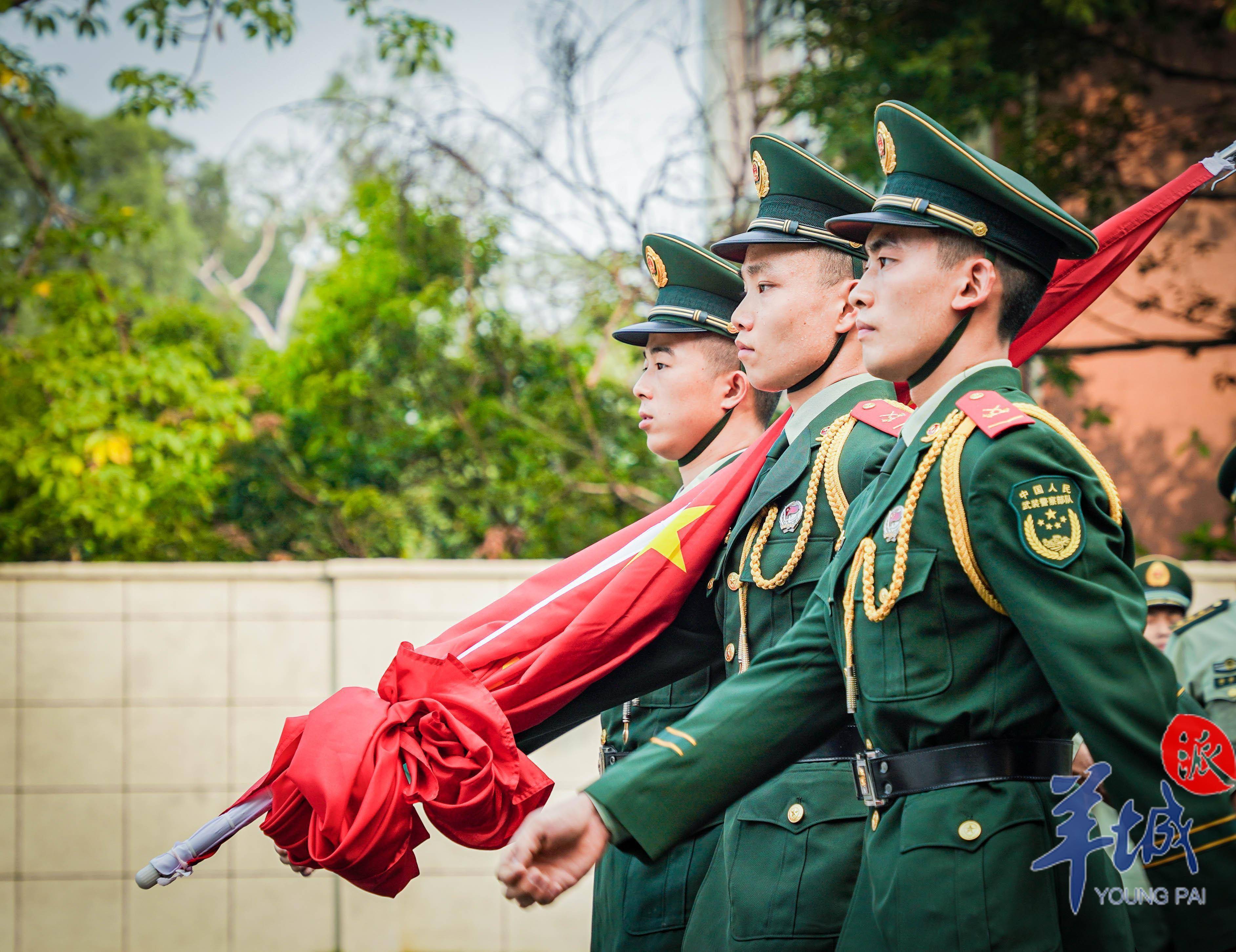 與國旗同框向祖國敬禮武警廣東省總隊執勤第一支隊舉行升旗儀式