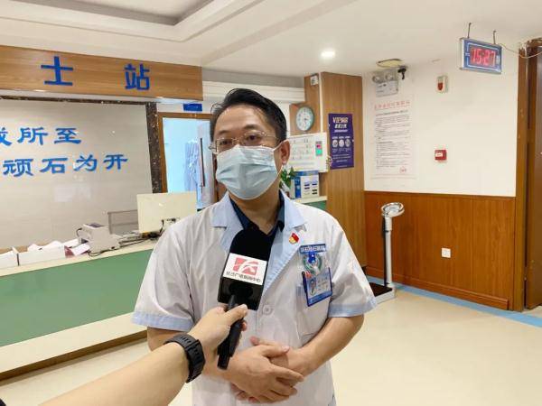 保胆|女子聚会大吃大喝，结果“引爆”胆结石频繁腹痛