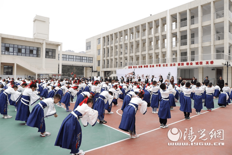 东城小学排行_齐全选小学还得看初中!东城区小学对口中学名单大全!(2)