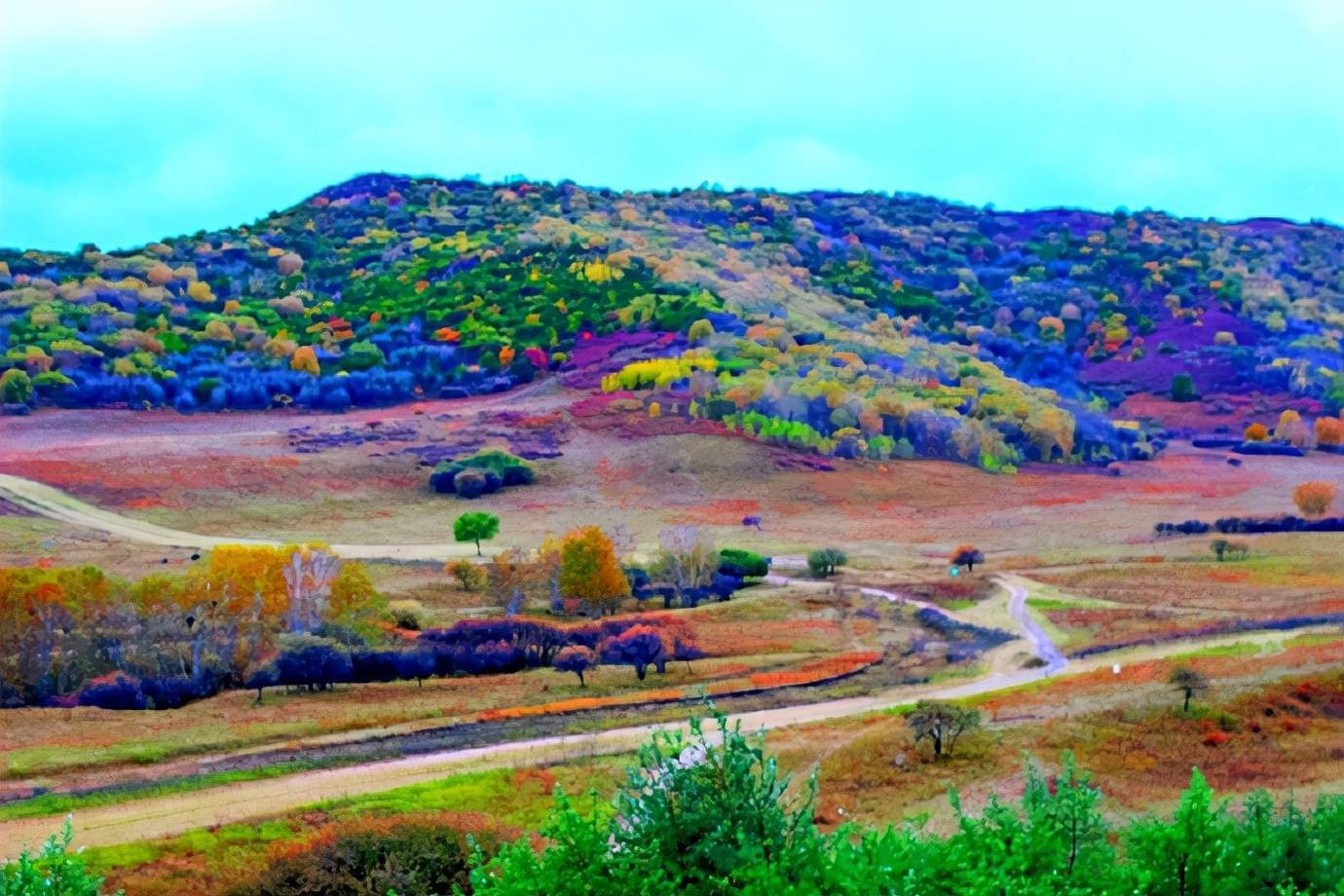 五彩山乌兰布统最美的秋色宛如一幅幅油画般的彩林