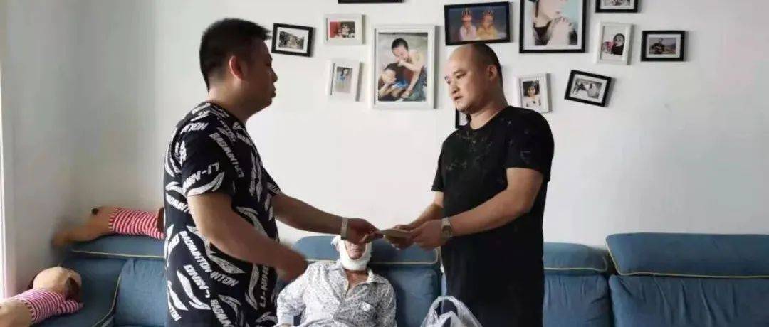 民警家庭突遭变故，监狱及时关怀送暖_唐国