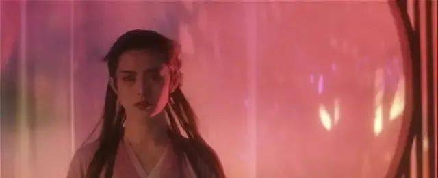 情爱|《青蛇》：一个人痛苦的根源，莫过执念太深