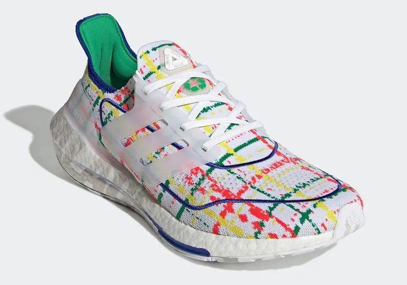 Boost 冲哪双?!Palace x adidas 最新联名鞋本周发售!