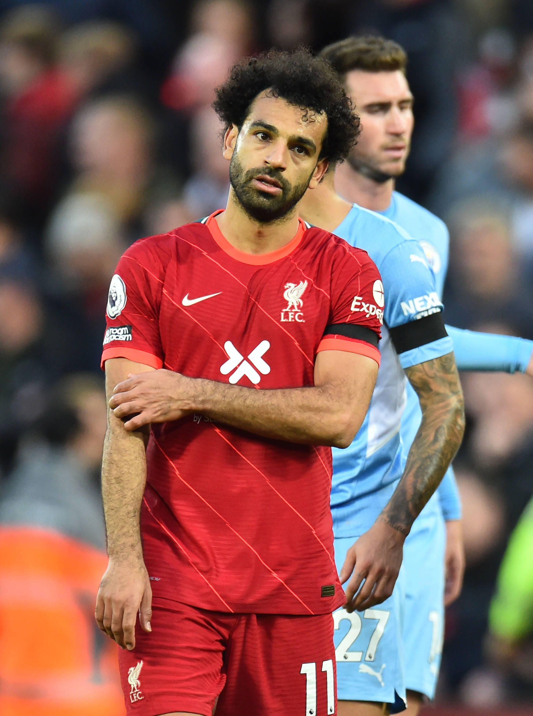 足球——英超:利物浦平曼城_球员