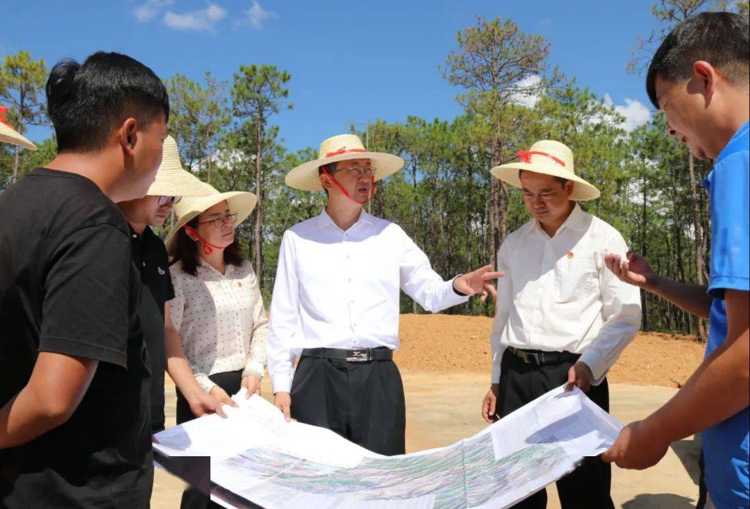 马志翔到苴力镇和德苴乡调研工作