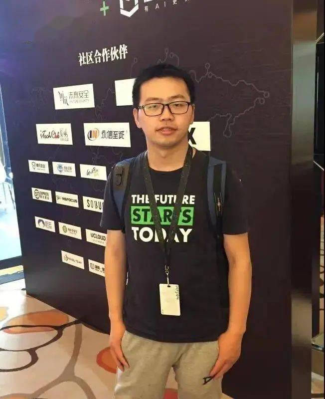 此前,武大94年博士生江奎入选华为"天才少年"计划,这是武汉大学首次