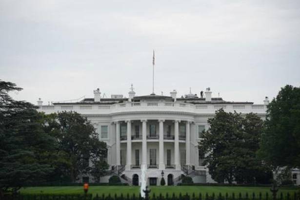 谢尔·瓦伦斯基|斥资10亿美元！白宫欲投资居家快速检测新冠病毒工具