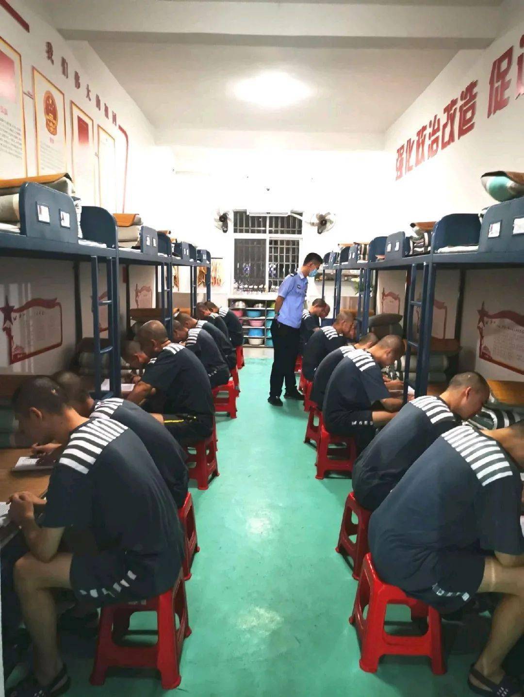 江西豫章监狱图片