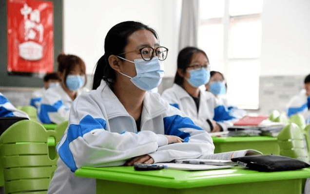 什么样的人可以参加高考补报名 8f16bbad19ba4a4089a55e9d0249d020.png