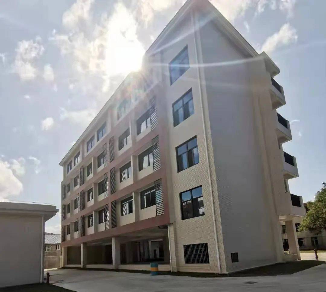 【比为民办实事】历时三年,白沙中学新教学楼开始启用啦!