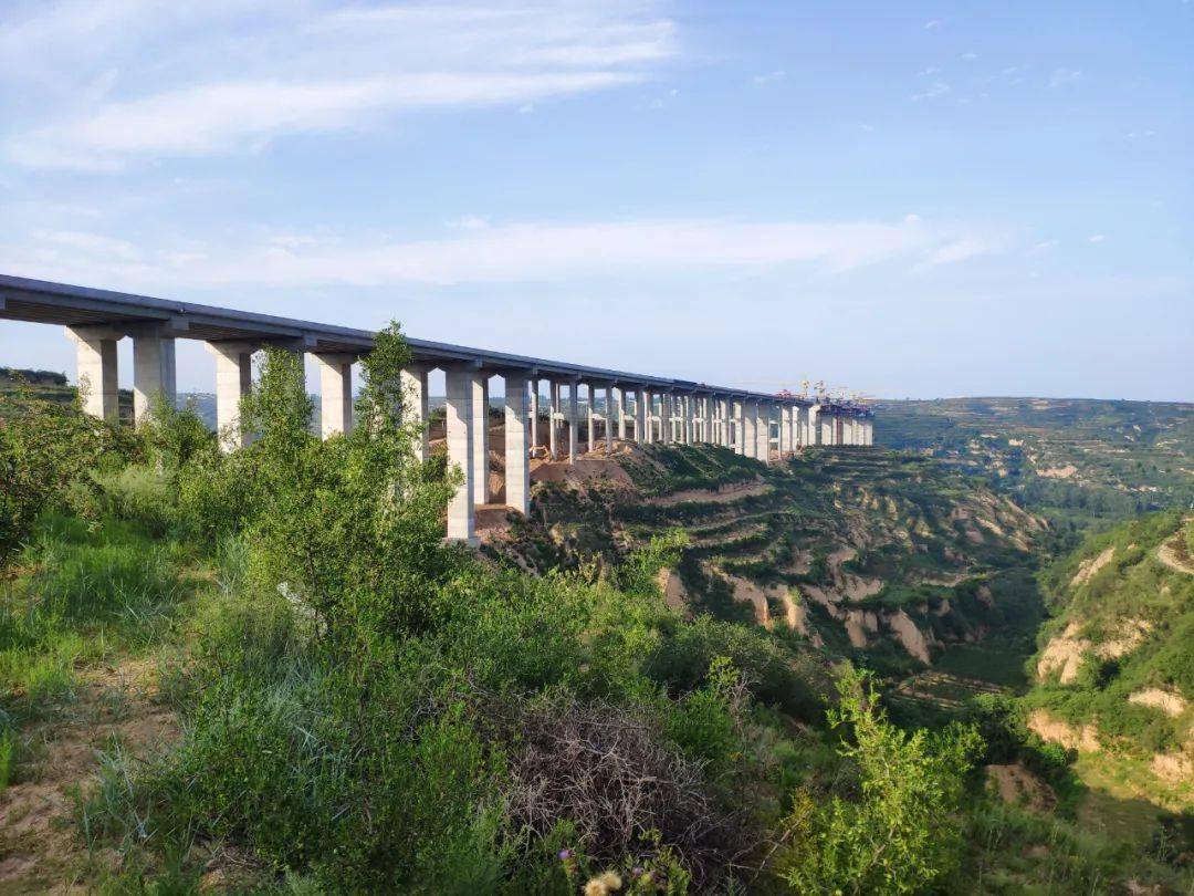 图文并茂桥头河大桥