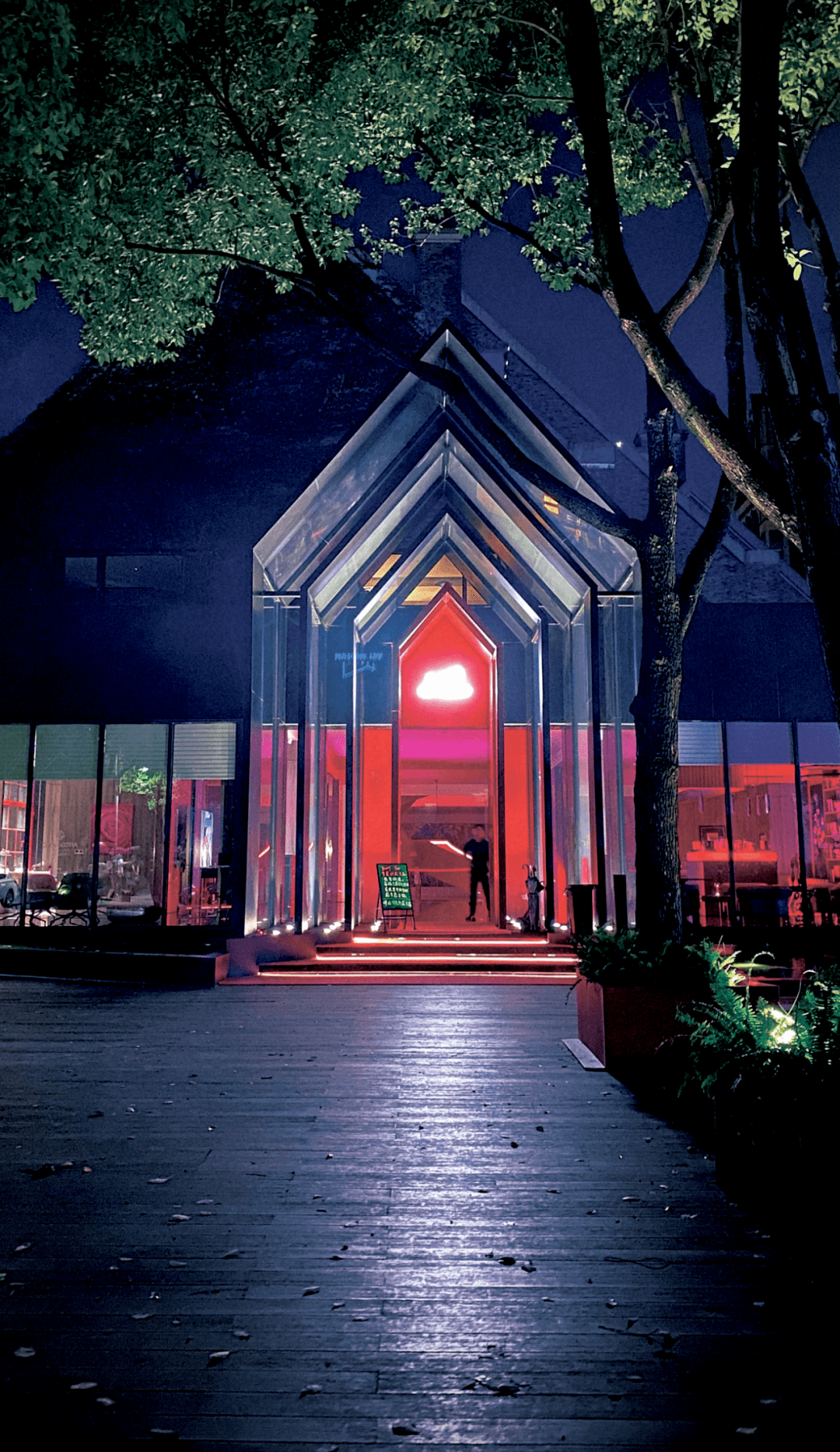 松江新城,越夜越迷人_泰晤士