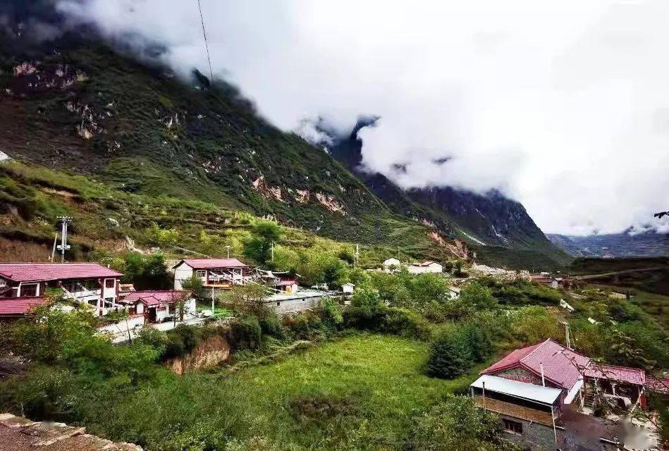 甘南州舟曲县:赛尔布(黑峪沟)秋景,美美美