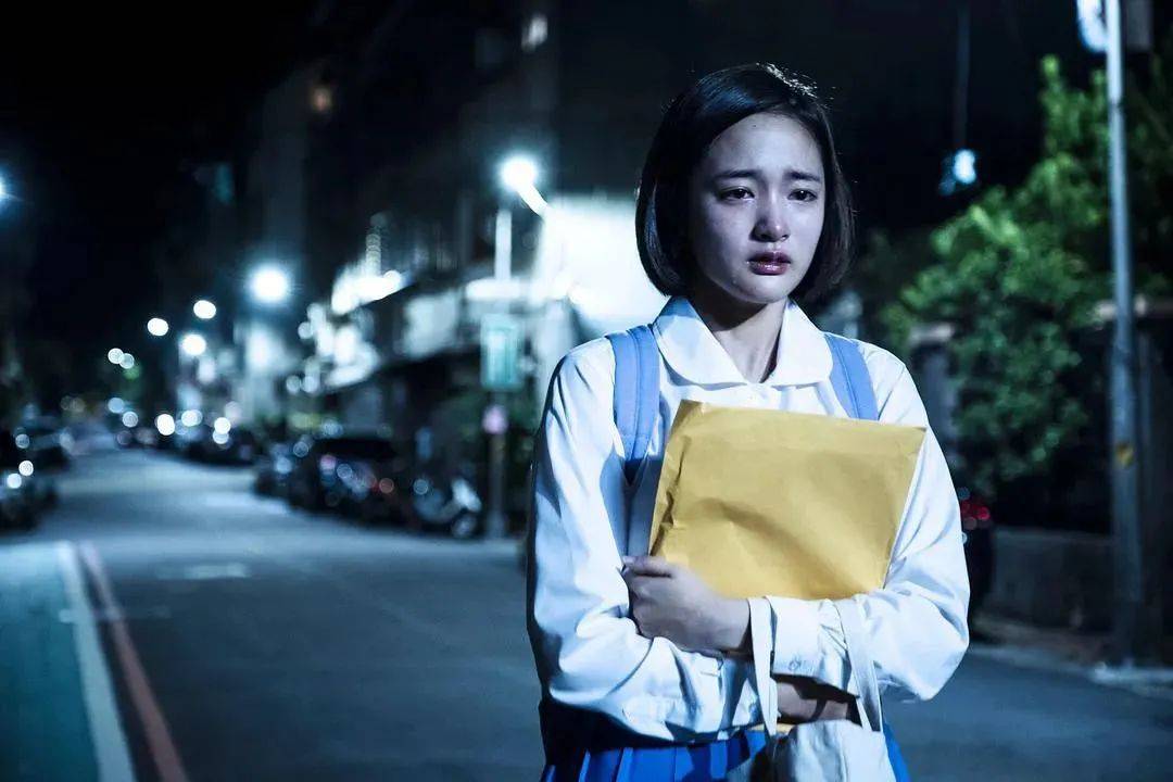 “妈，救我！”_父亲